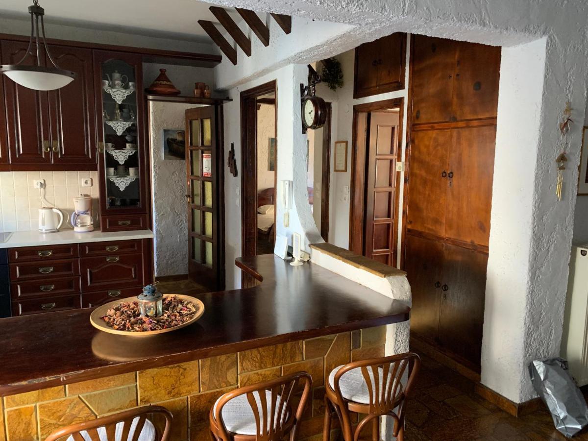 The Rustic Hug Appartement Athene Buitenkant foto