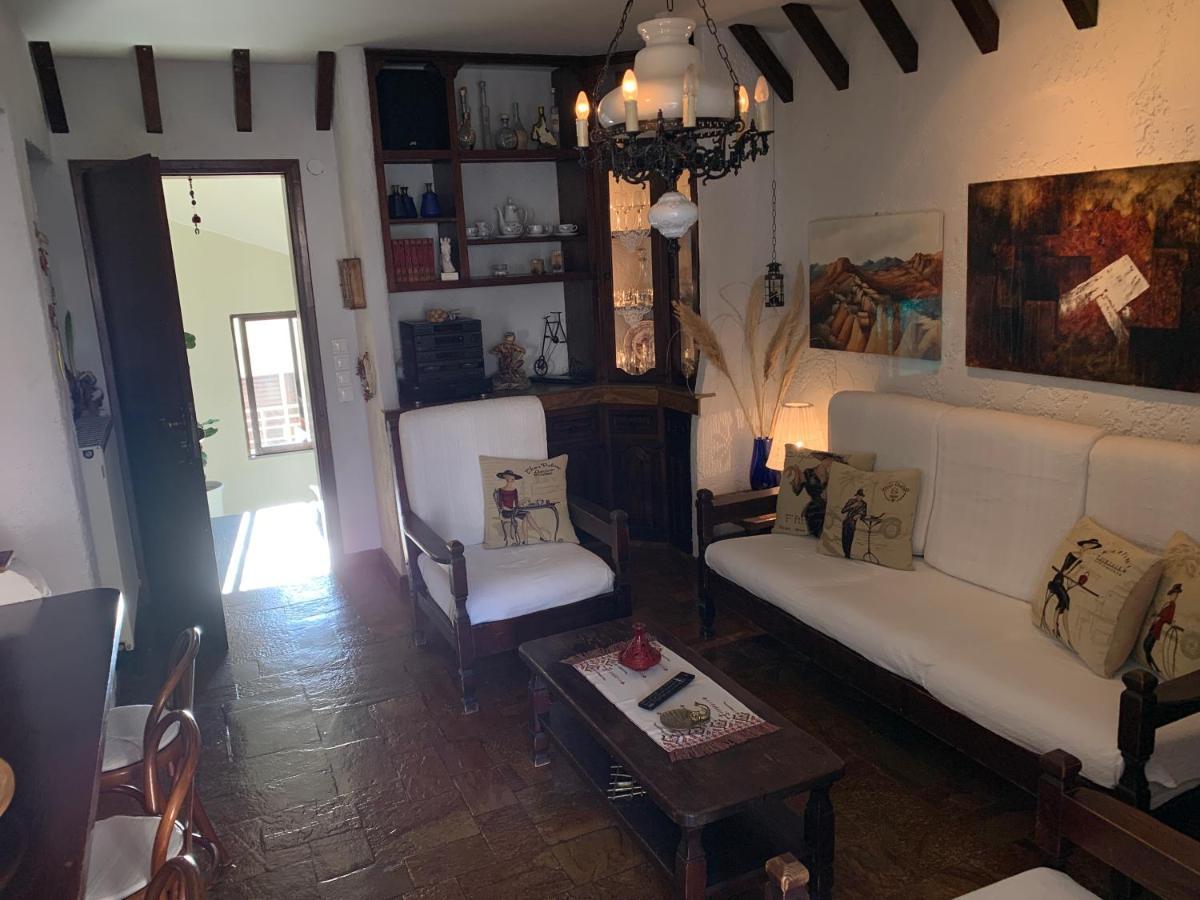 The Rustic Hug Appartement Athene Buitenkant foto